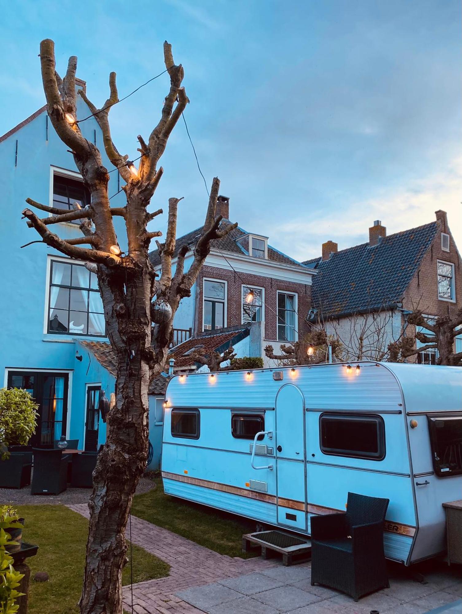 Caravan Stadstuin Goedereede Let Op De Badkamer Moet Met Andere Gasten Gedeeld Worden 外观 照片