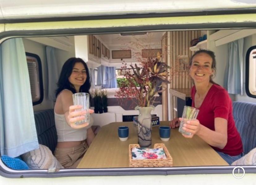 Caravan Stadstuin Goedereede Let Op De Badkamer Moet Met Andere Gasten Gedeeld Worden 外观 照片